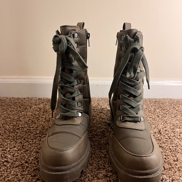 DV Dolce Vita Nonna ankle boots - Picture 3 of 5